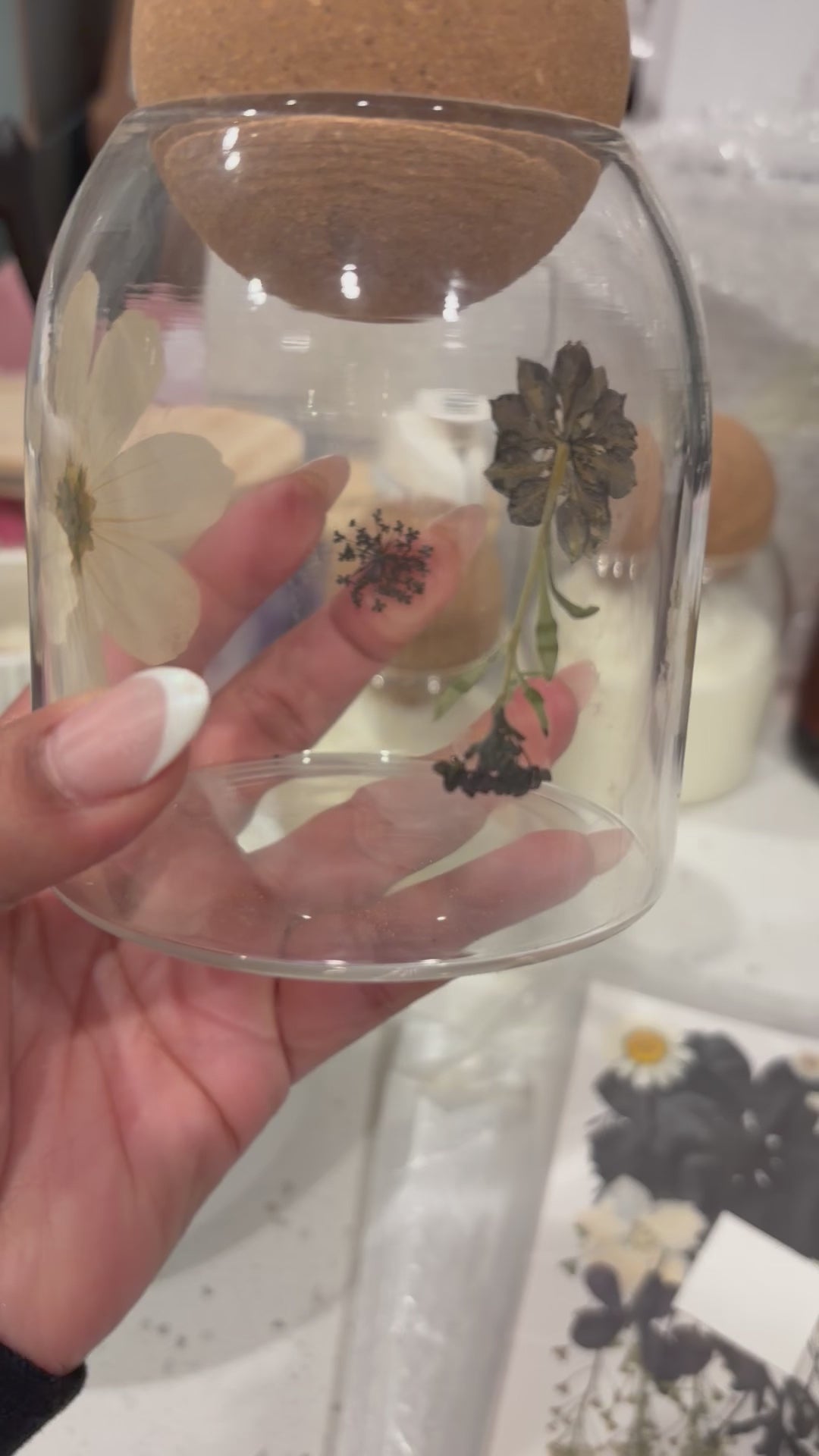 “Floral Calm” • vela